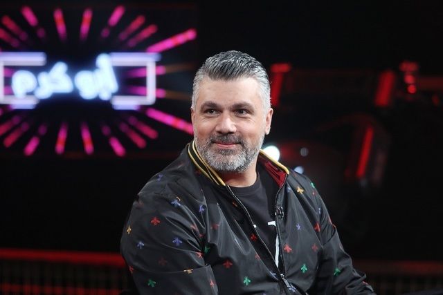 سمع جمهور فارس كرم يطلق العد التنازلي خبر